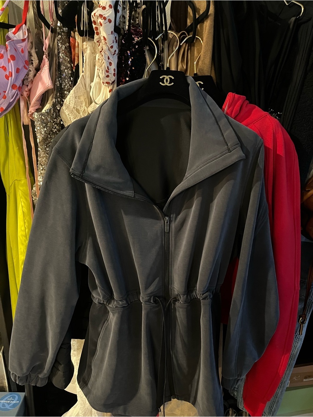 Lululemon Gray Zip-Up Drawstring Jacket size 8 🎩🎩🎩🎩🎩